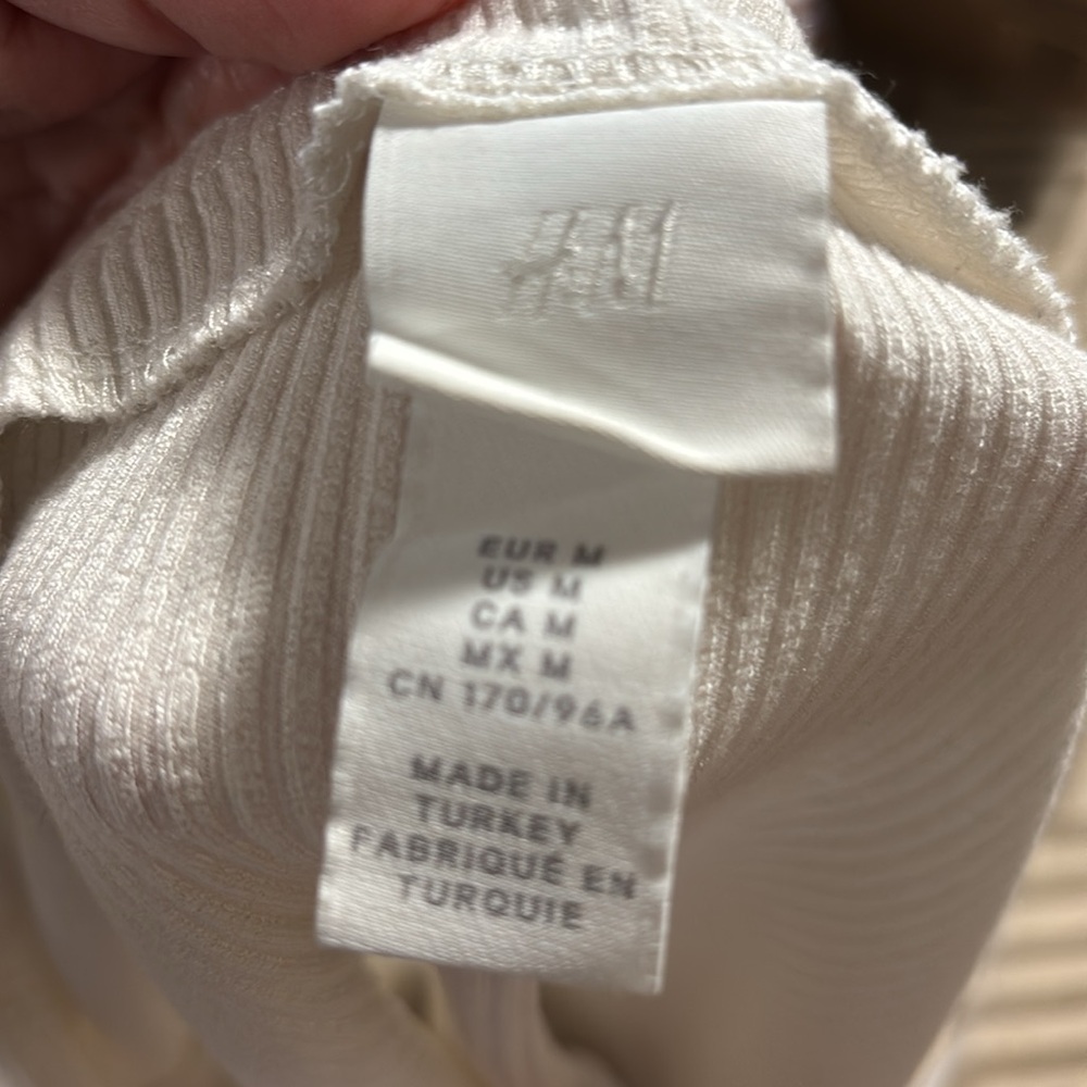 H&M Ribbed Top - Picture 5 of 5
